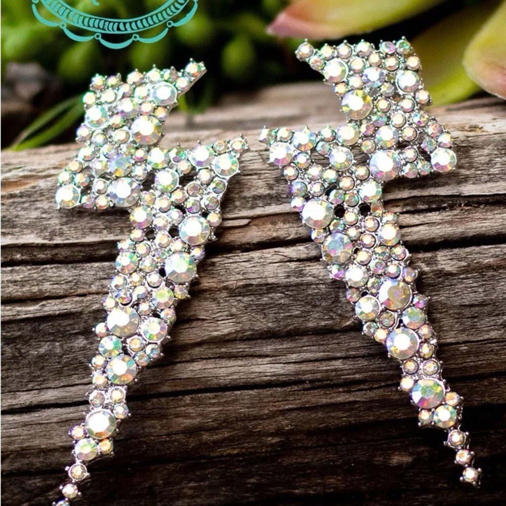 Silver Lightning Pearl Earrings